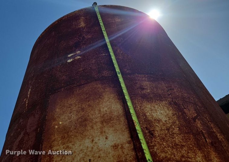 image for item EN3910 Fuel tank