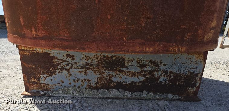 image for item EN3910 Fuel tank