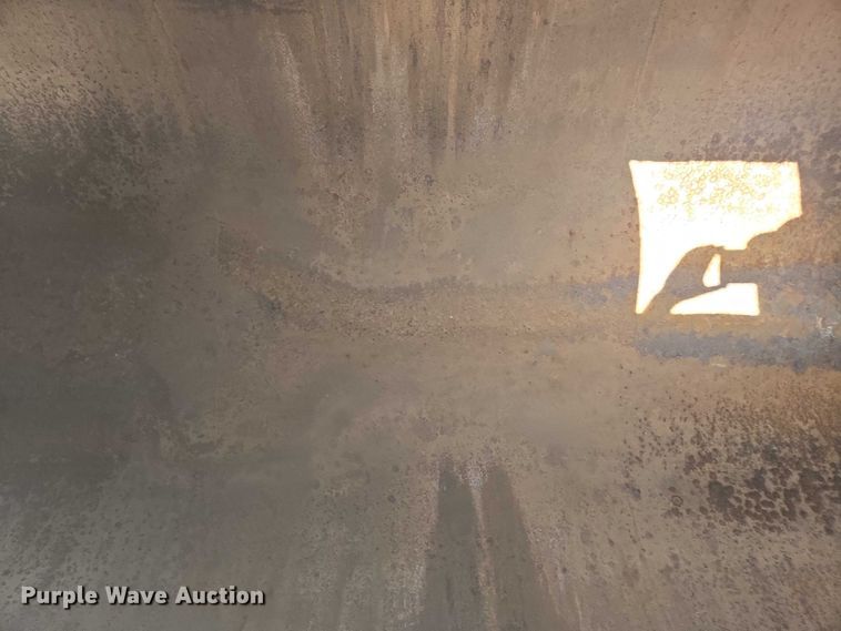 image for item EN3911 Tank