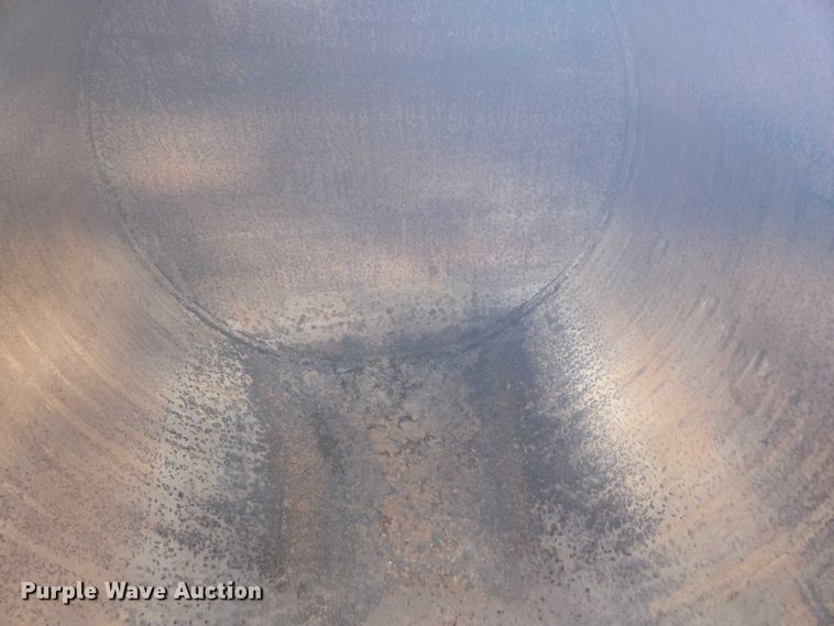 image for item EN3911 Tank