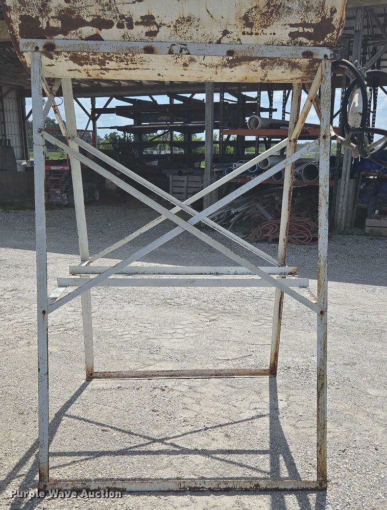 image for item EN3912 Fuel tank