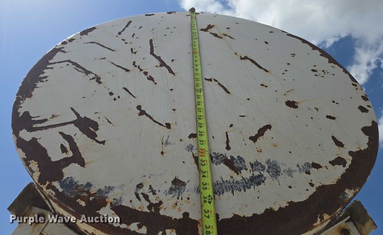 image for item EN3912 Fuel tank