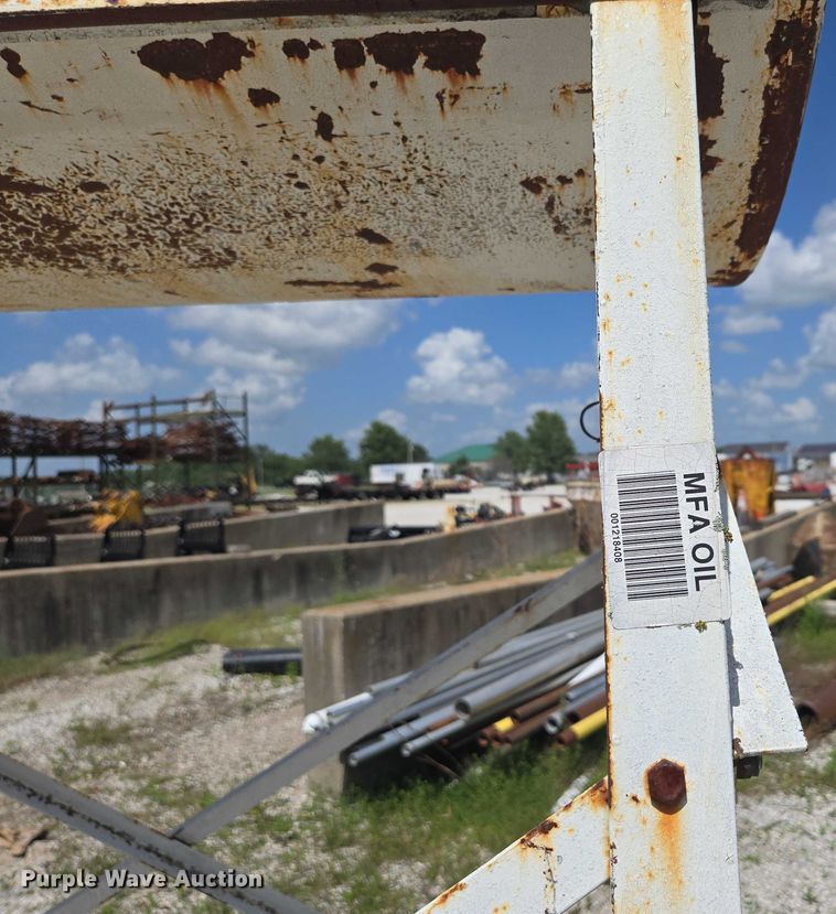 image for item EN3912 Fuel tank