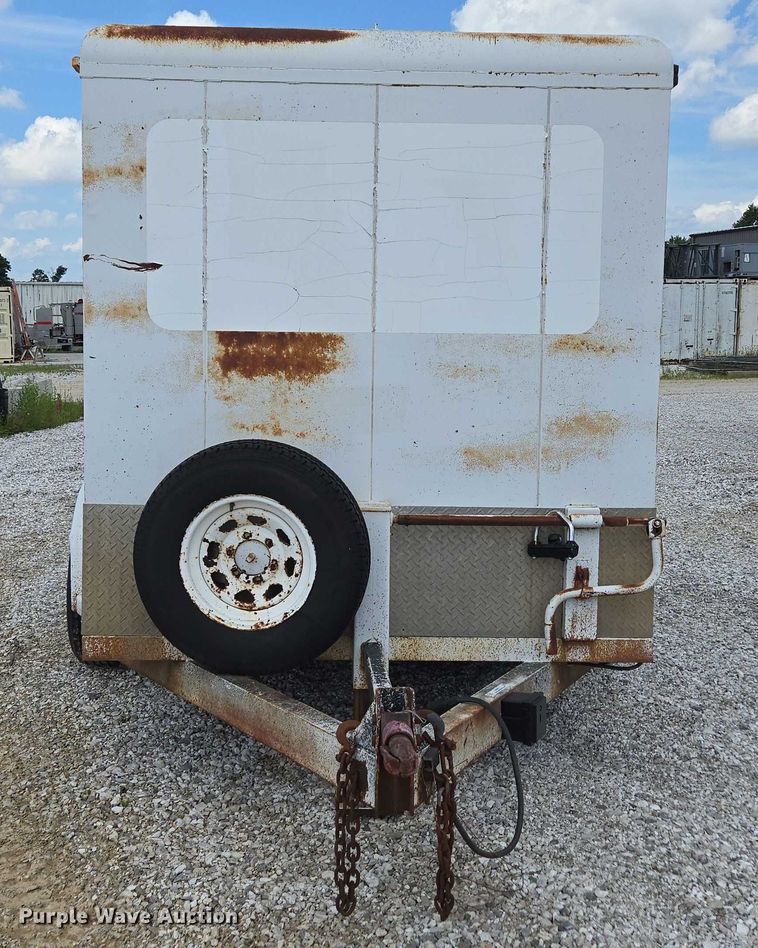 image for item EN3917 1997 Eagle Body Inc enclosed cargo trailer