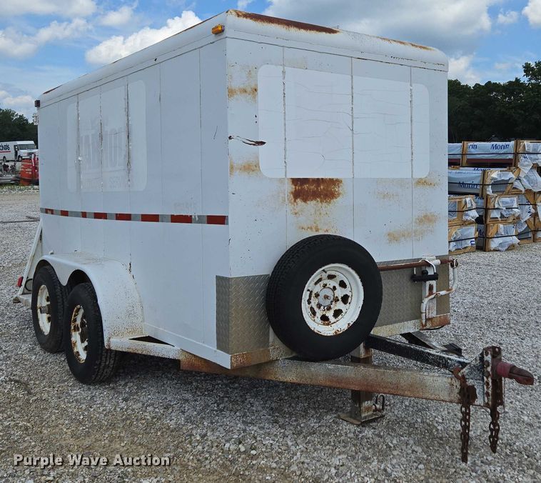 image for item EN3917 1997 Eagle Body Inc enclosed cargo trailer