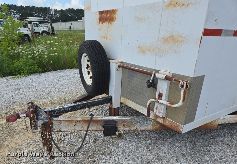 image for item EN3917 1997 Eagle Body Inc enclosed cargo trailer