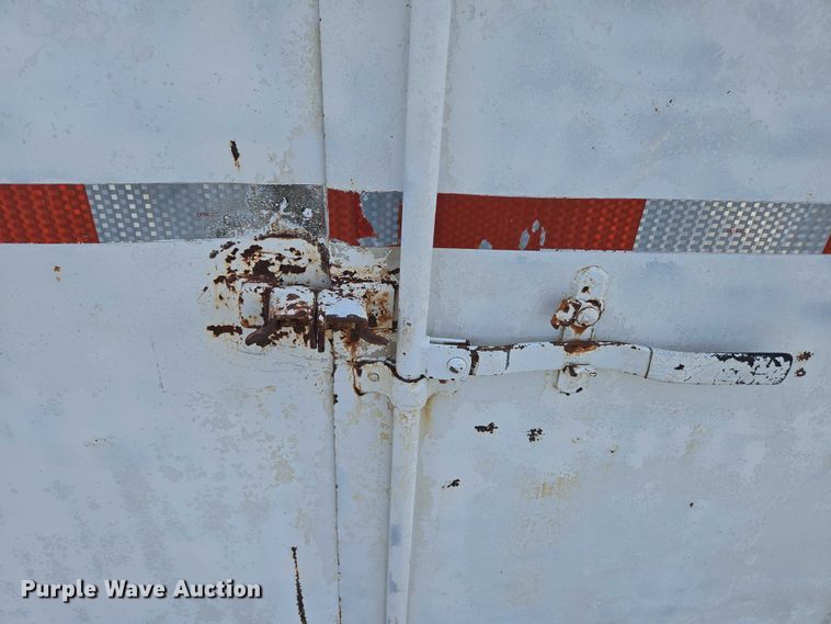 image for item EN3917 1997 Eagle Body Inc enclosed cargo trailer