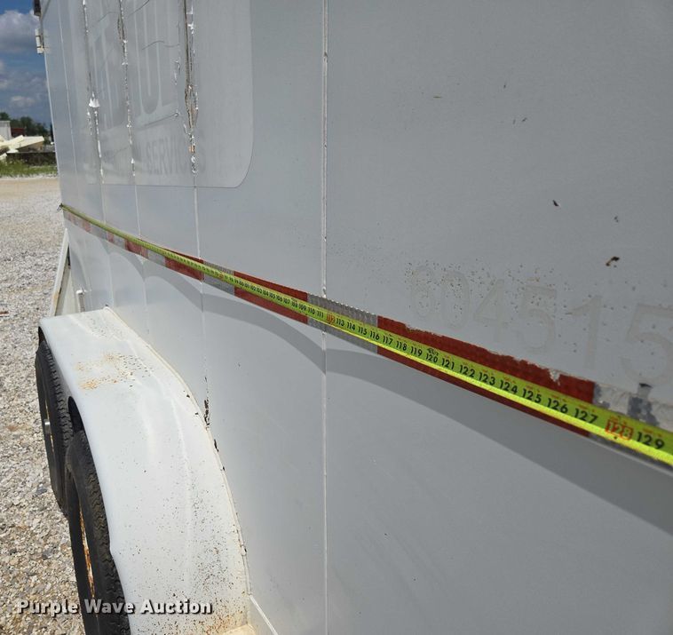 image for item EN3917 1997 Eagle Body Inc enclosed cargo trailer