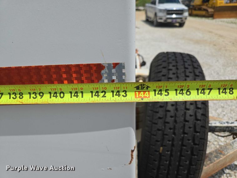 image for item EN3917 1997 Eagle Body Inc enclosed cargo trailer