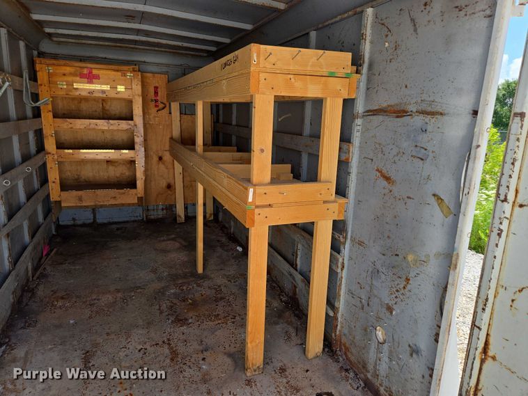 image for item EN3917 1997 Eagle Body Inc enclosed cargo trailer