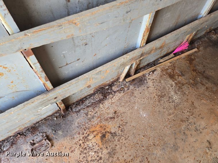 image for item EN3917 1997 Eagle Body Inc enclosed cargo trailer