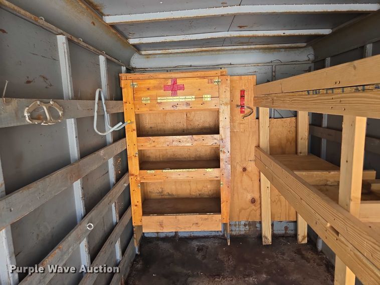 image for item EN3917 1997 Eagle Body Inc enclosed cargo trailer