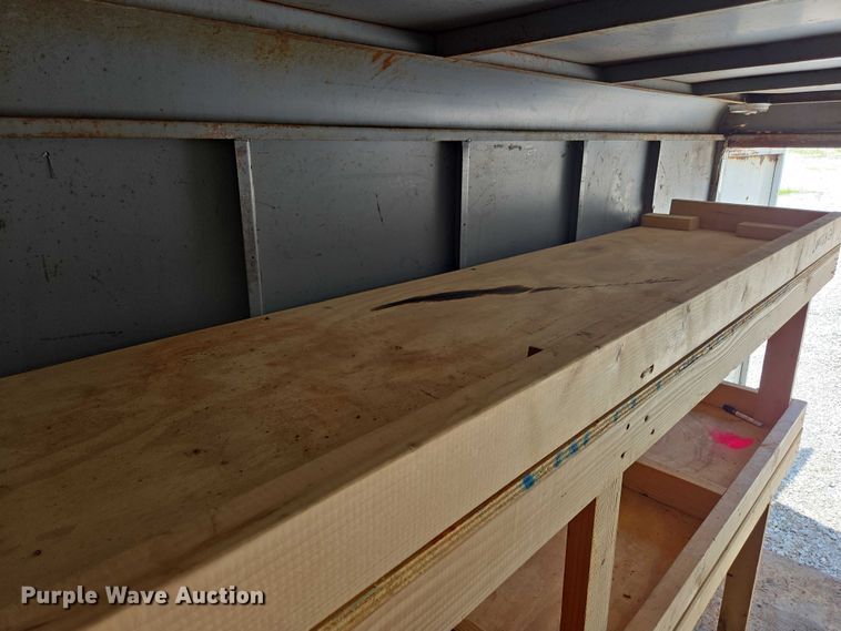 image for item EN3917 1997 Eagle Body Inc enclosed cargo trailer