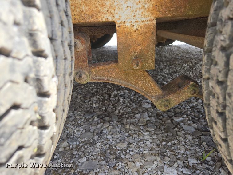 image for item EN3917 1997 Eagle Body Inc enclosed cargo trailer