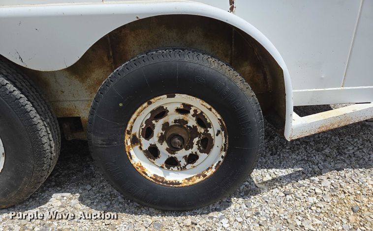 image for item EN3917 1997 Eagle Body Inc enclosed cargo trailer