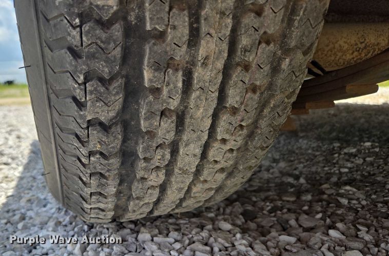 image for item EN3917 1997 Eagle Body Inc enclosed cargo trailer