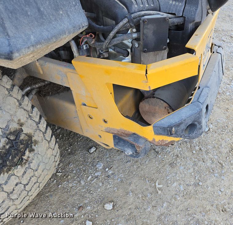 image for item EN3922 2018 Hustler 937037 ZTR lawn mower