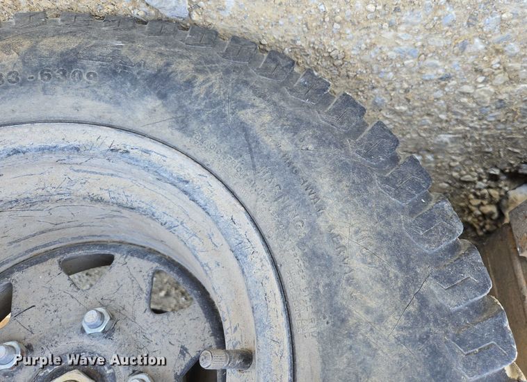 image for item EN3922 2018 Hustler 937037 ZTR lawn mower