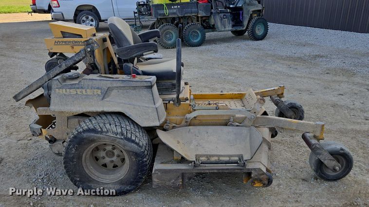 image for item EN3923 2018 Hustler 937037 ZTR lawn mower