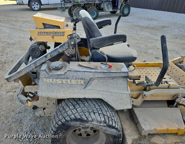 image for item EN3923 2018 Hustler 937037 ZTR lawn mower