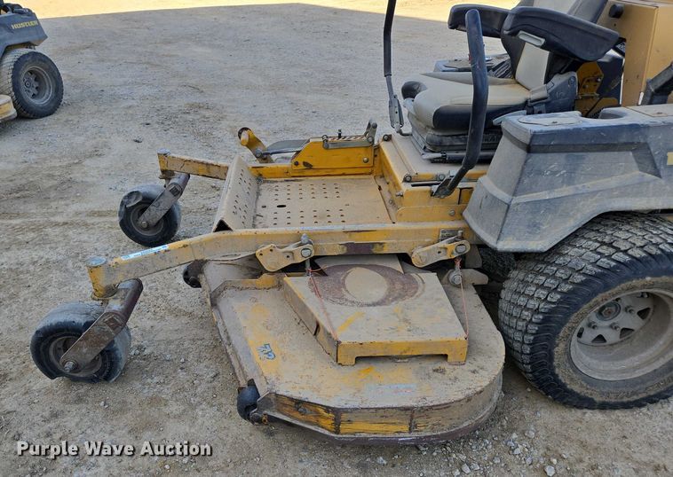 image for item EN3923 2018 Hustler 937037 ZTR lawn mower