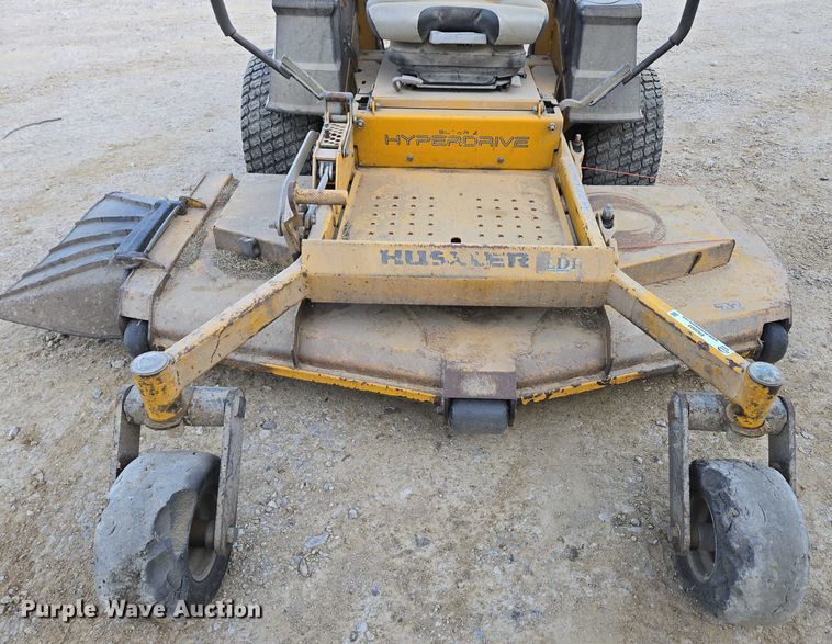 image for item EN3923 2018 Hustler 937037 ZTR lawn mower