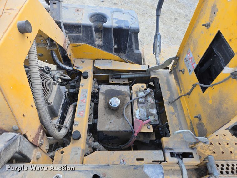 image for item EN3923 2018 Hustler 937037 ZTR lawn mower