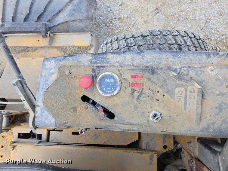 image for item EN3923 2018 Hustler 937037 ZTR lawn mower