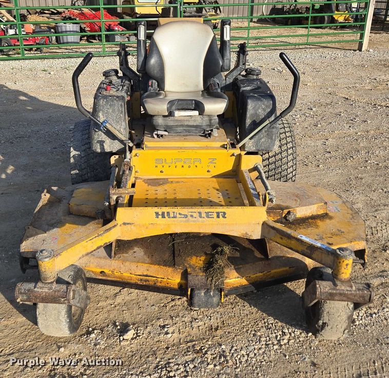 image for item EN3924 2015 Hustler 934349 ZTR lawn mower