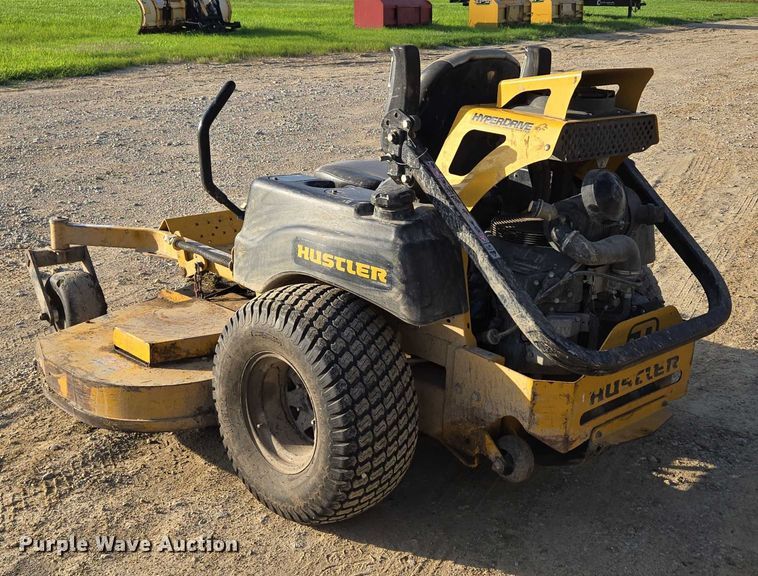 image for item EN3924 2015 Hustler 934349 ZTR lawn mower