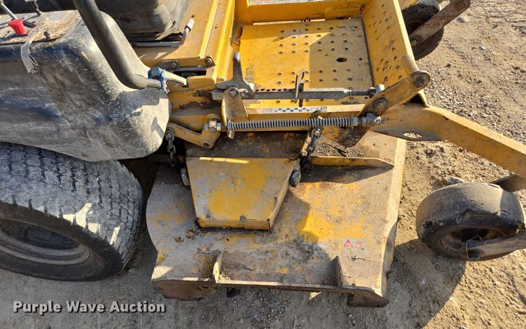 image for item EN3924 2015 Hustler 934349 ZTR lawn mower