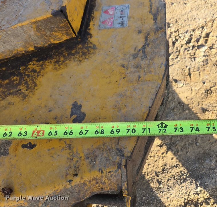 image for item EN3924 2015 Hustler 934349 ZTR lawn mower