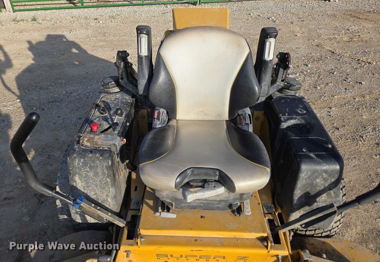 image for item EN3924 2015 Hustler 934349 ZTR lawn mower