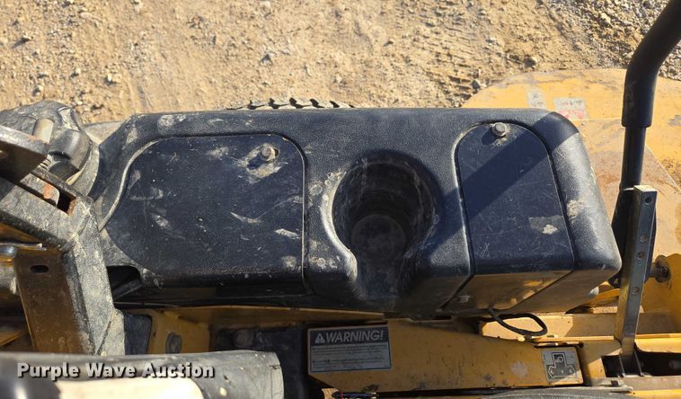 image for item EN3924 2015 Hustler 934349 ZTR lawn mower