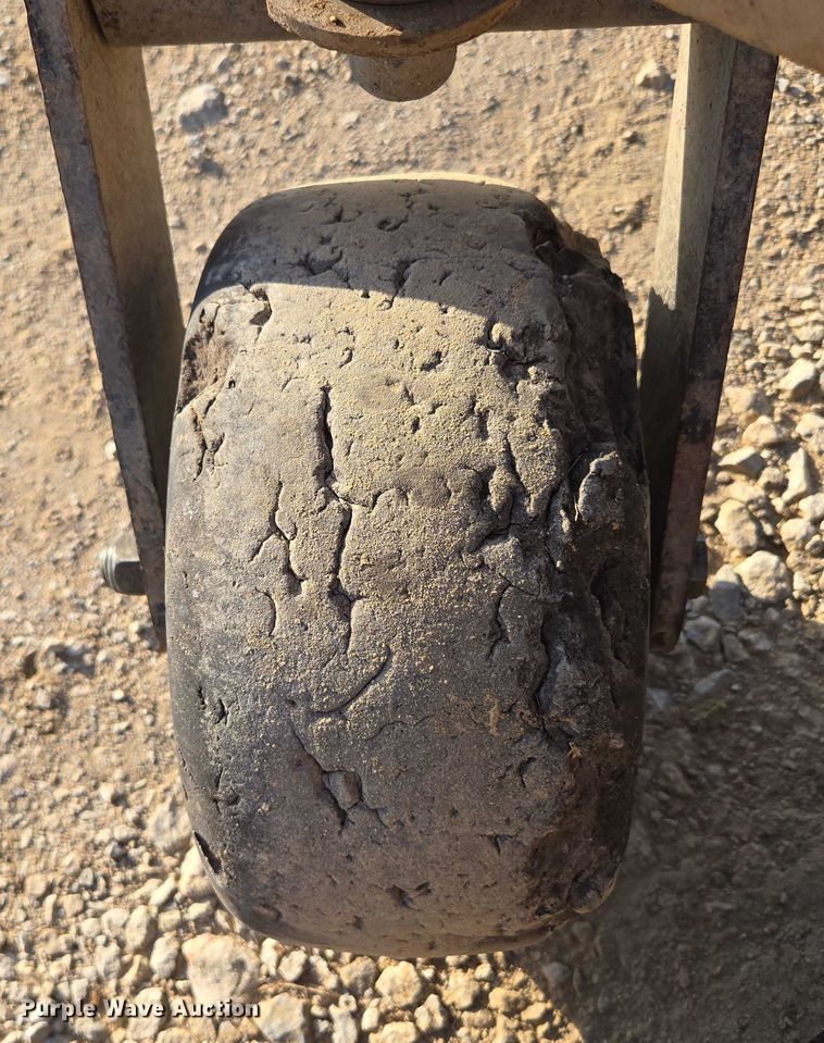 image for item EN3924 2015 Hustler 934349 ZTR lawn mower