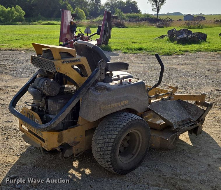 image for item EN3925 2015 Hustler 934349 ZTR lawn mower