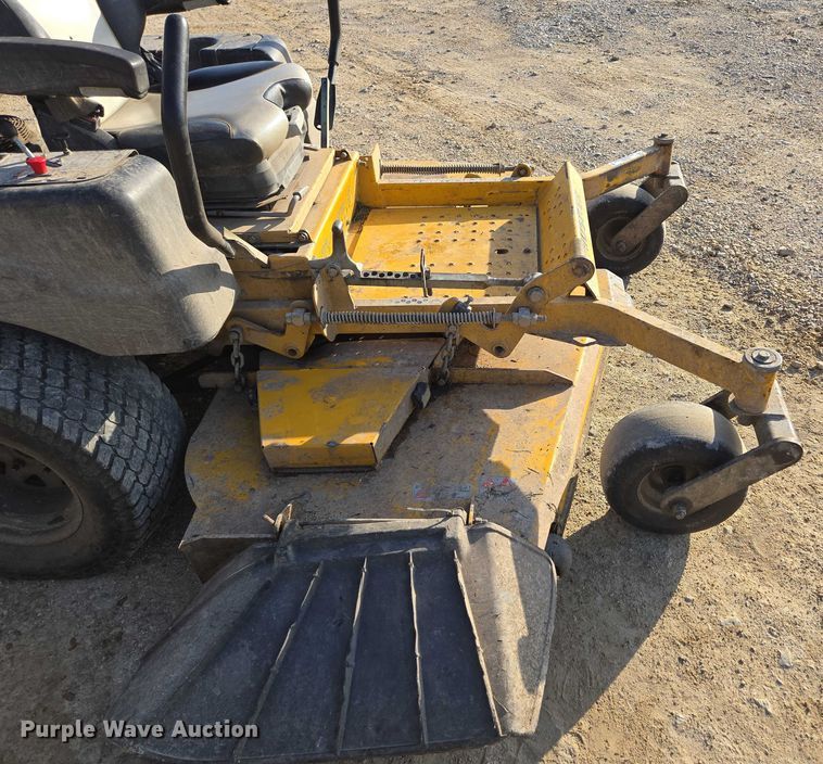 image for item EN3925 2015 Hustler 934349 ZTR lawn mower