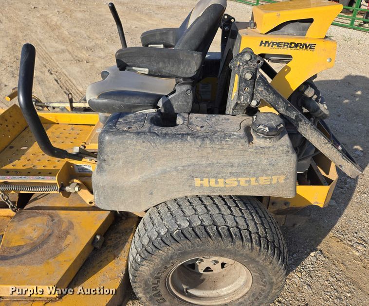 image for item EN3925 2015 Hustler 934349 ZTR lawn mower