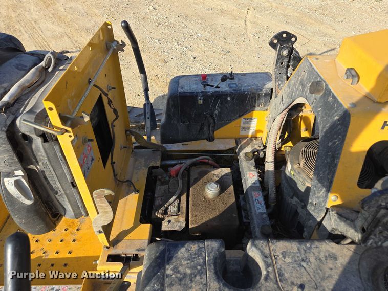 image for item EN3925 2015 Hustler 934349 ZTR lawn mower