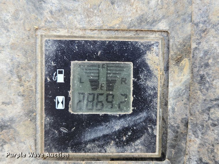 image for item EN3925 2015 Hustler 934349 ZTR lawn mower