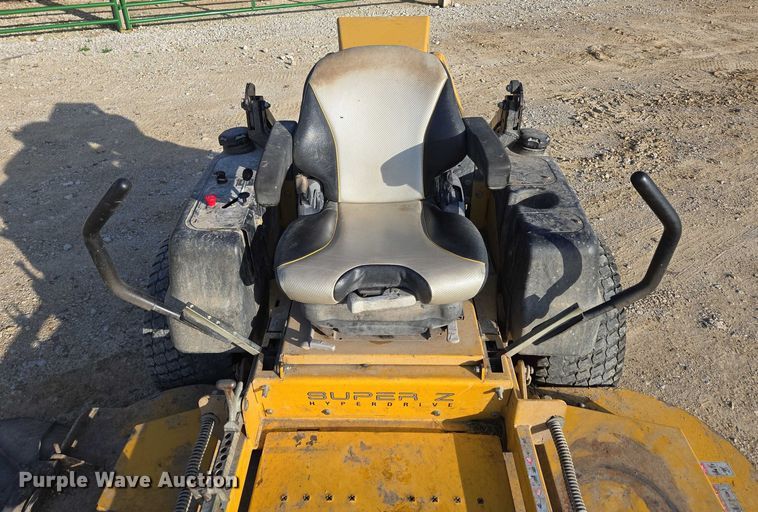 image for item EN3925 2015 Hustler 934349 ZTR lawn mower
