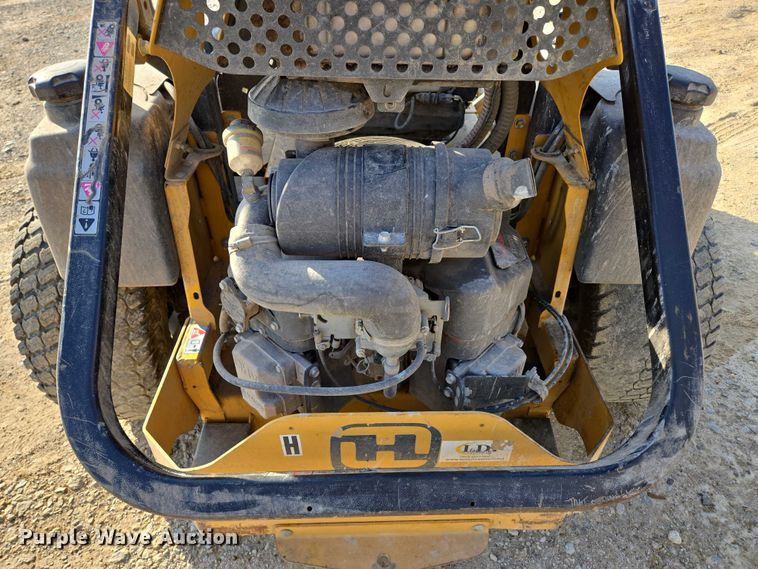 image for item EN3925 2015 Hustler 934349 ZTR lawn mower