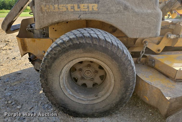 image for item EN3925 2015 Hustler 934349 ZTR lawn mower