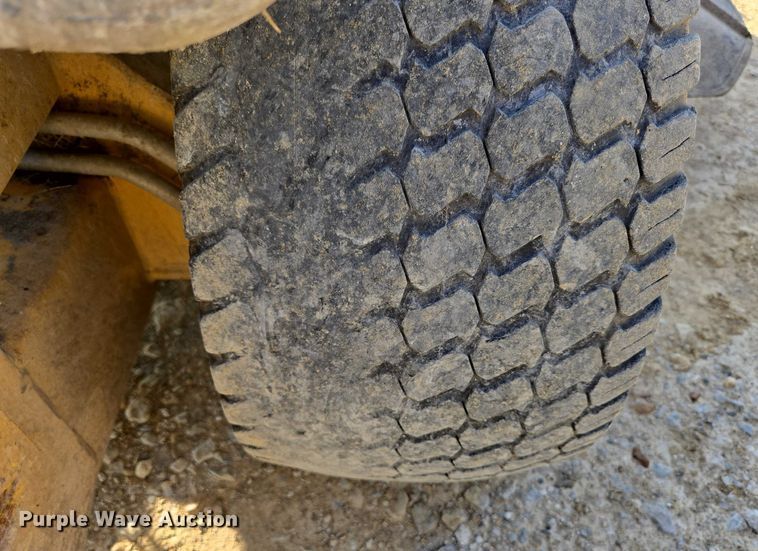 image for item EN3925 2015 Hustler 934349 ZTR lawn mower