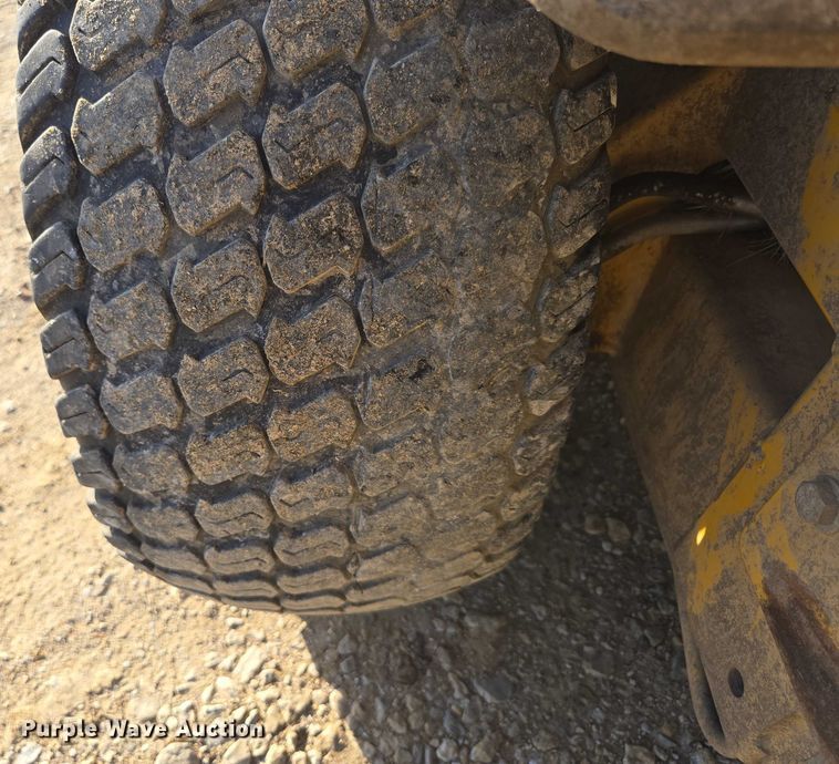 image for item EN3925 2015 Hustler 934349 ZTR lawn mower