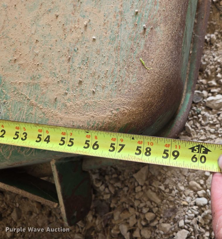 image for item EN3926 John Deere 667 ZTR lawn mower