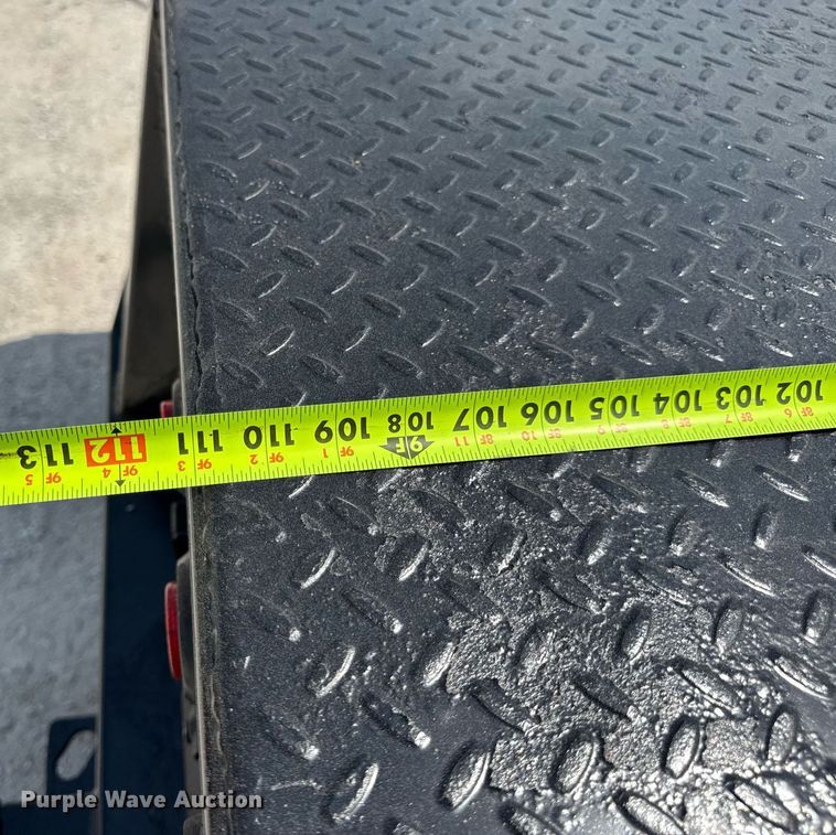 image for item EN4570 2019 Ford F350 Super Duty XL SuperCab flatbed pickup truck