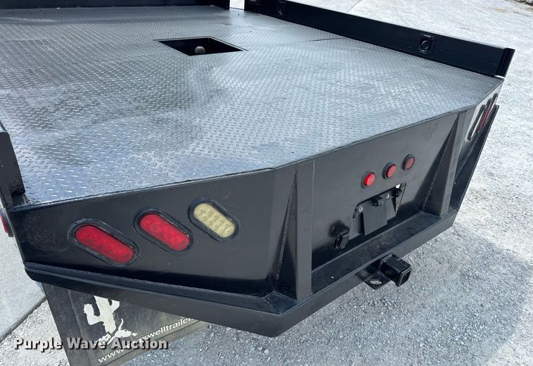 image for item EN4570 2019 Ford F350 Super Duty XL SuperCab flatbed pickup truck