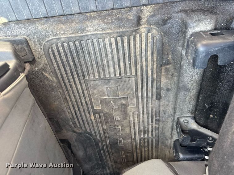 image for item EN4570 2019 Ford F350 Super Duty XL SuperCab flatbed pickup truck