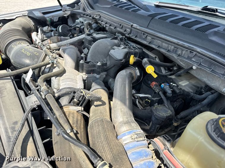 image for item EN4570 2019 Ford F350 Super Duty XL SuperCab flatbed pickup truck